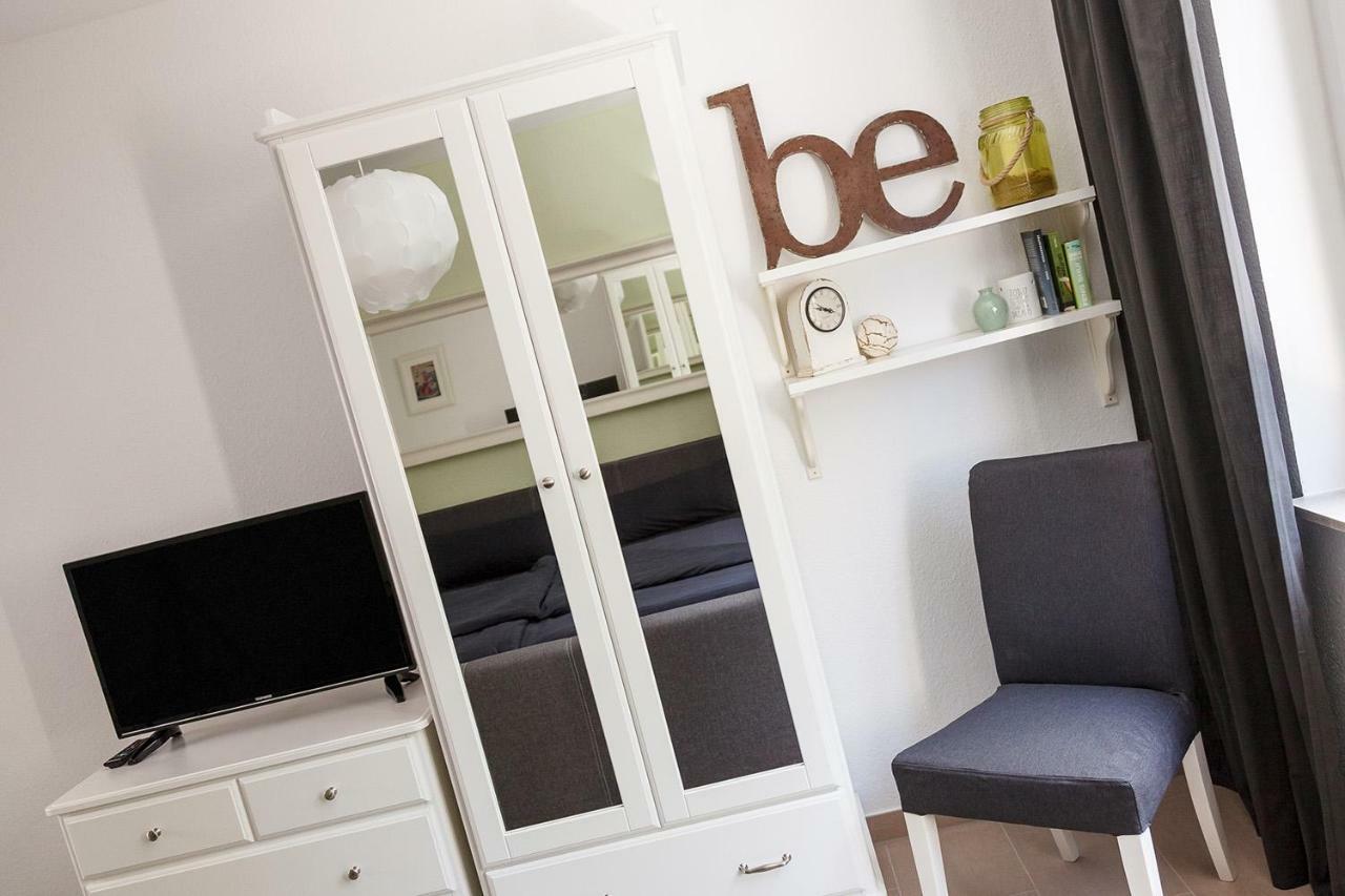 Charming Charlotte Apartment Saarbruecken Ngoại thất bức ảnh