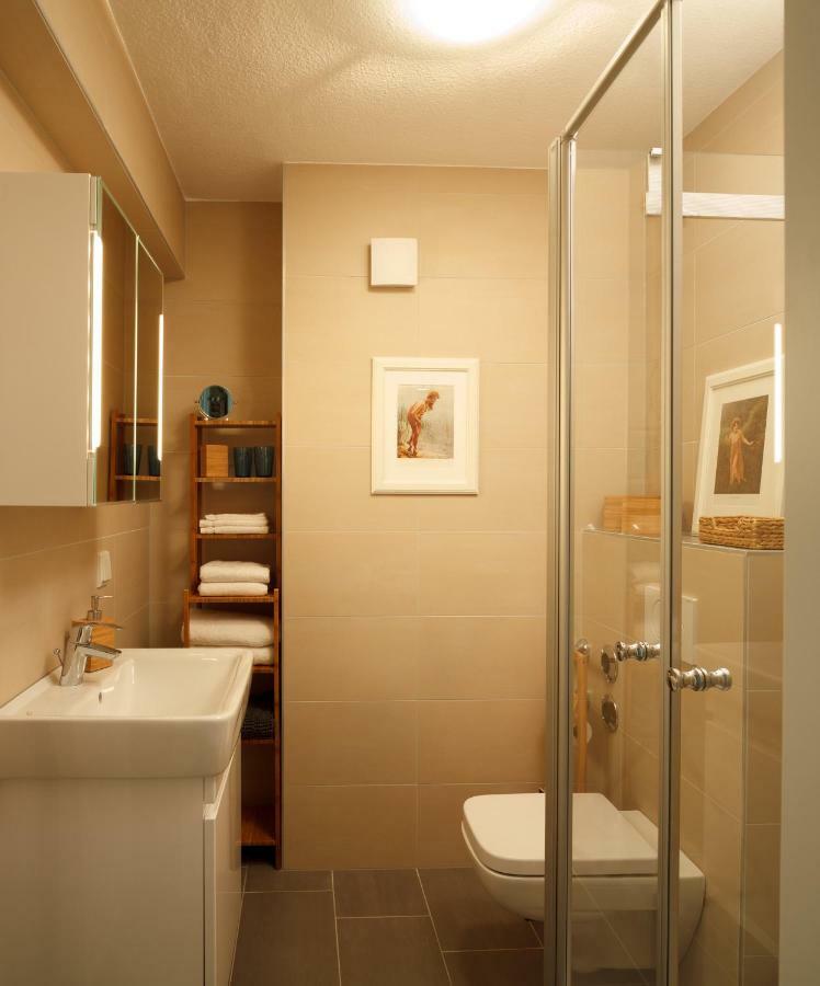 Charming Charlotte Apartment Saarbruecken Ngoại thất bức ảnh