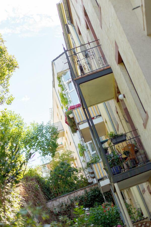 Charming Charlotte Apartment Saarbruecken Ngoại thất bức ảnh